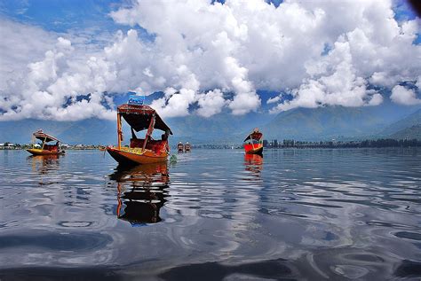 Kashmir tour package